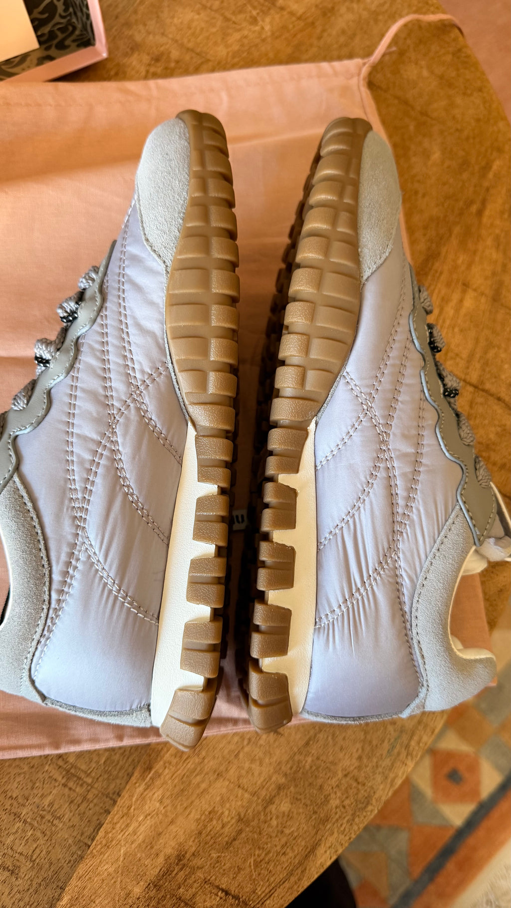 Miu Miu Quilted Grey Unisex Sneakers EU
37,39 Chunky Gum Sole