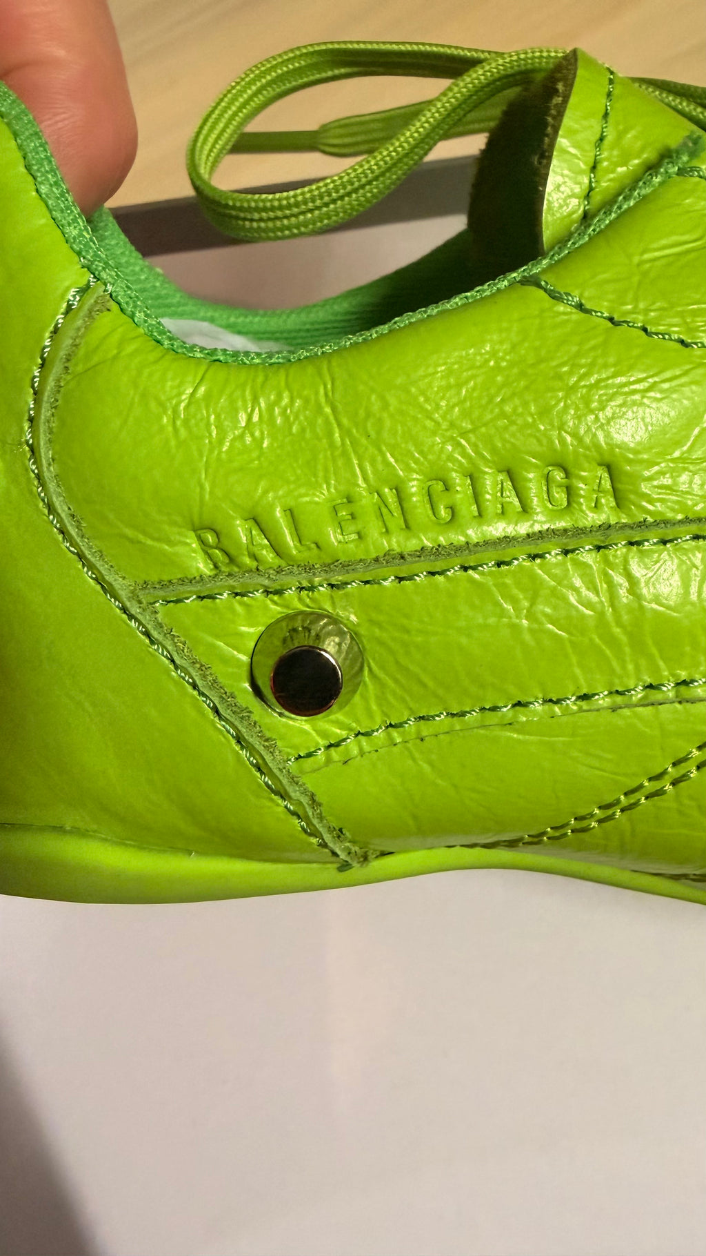 Balenciaga Sneakers Green Genuine Soft Leather EU 37,39
Women brand new