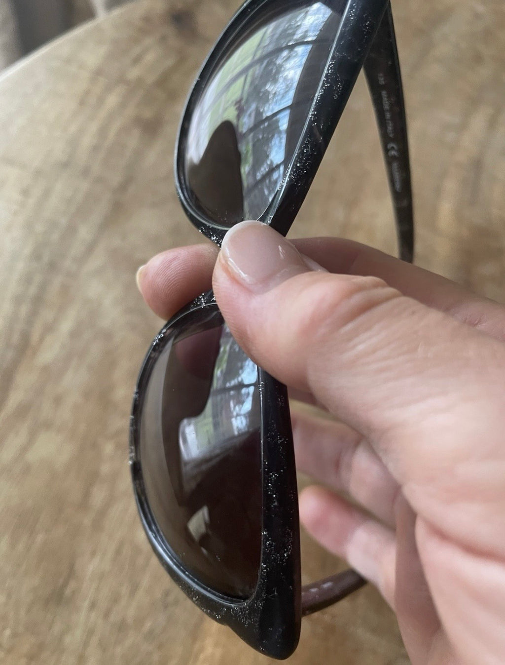 Valentino Cat Eye Glitter Sunglasses
Black Silver Made in Italy Vintage