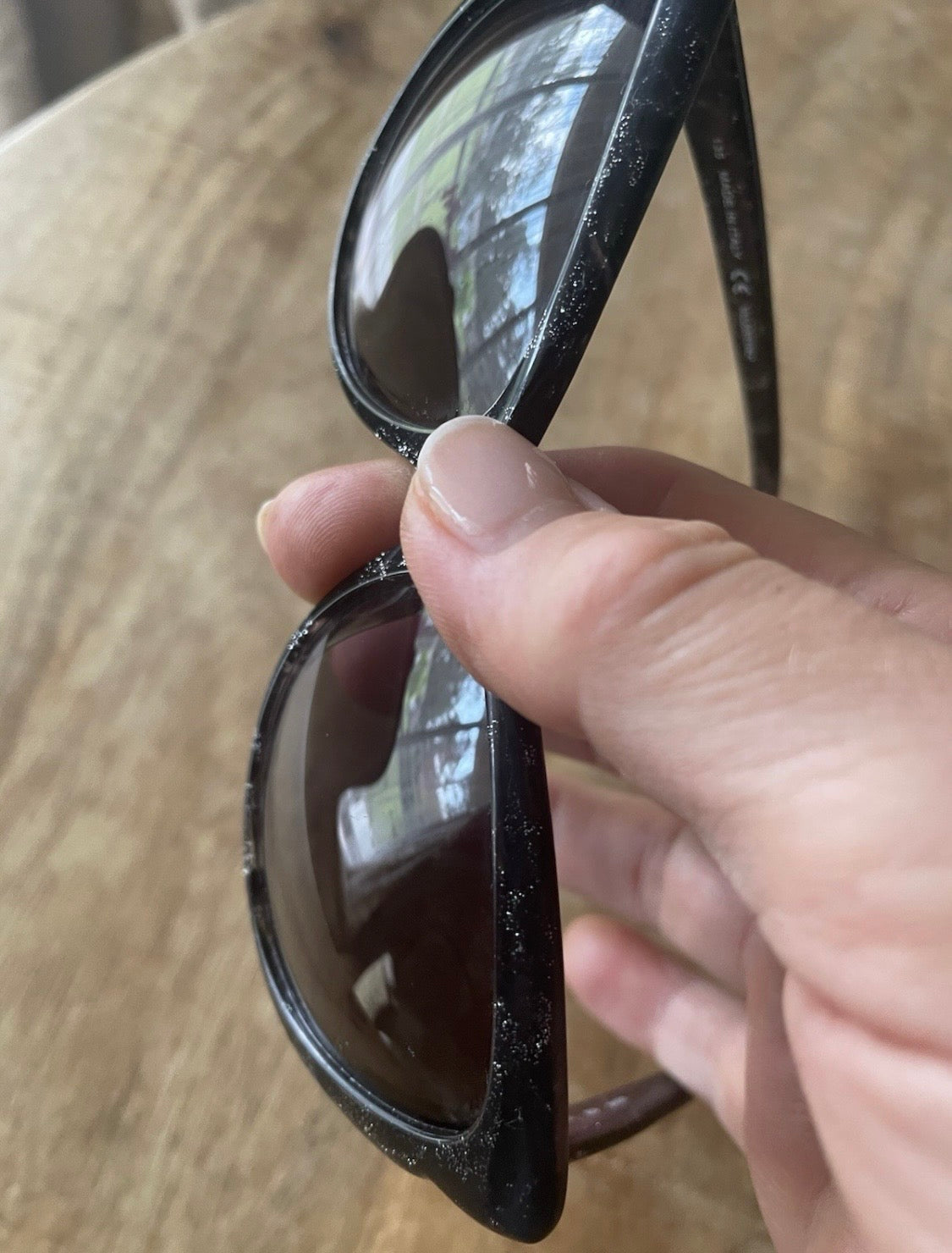 Valentino Cat Eye Glitter Sunglasses
Black Silver Made in Italy Vintage