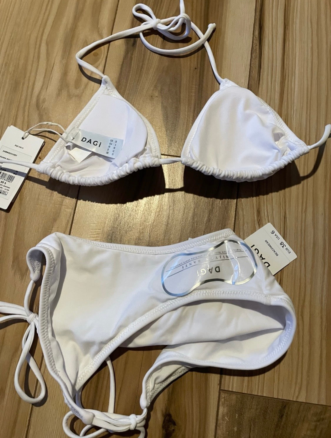 NWT DAGI Sparkly White Bikini Swimsuit 2 Pieces Size 6/S