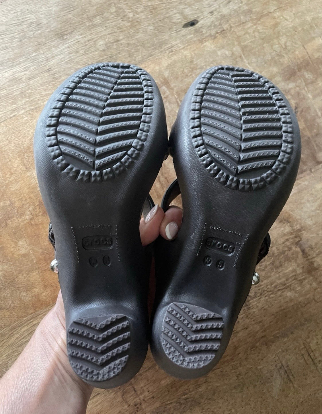 Crocs Grey Strappy Heels Sandals W5 Women's Size 5/6 Comfort Shoes