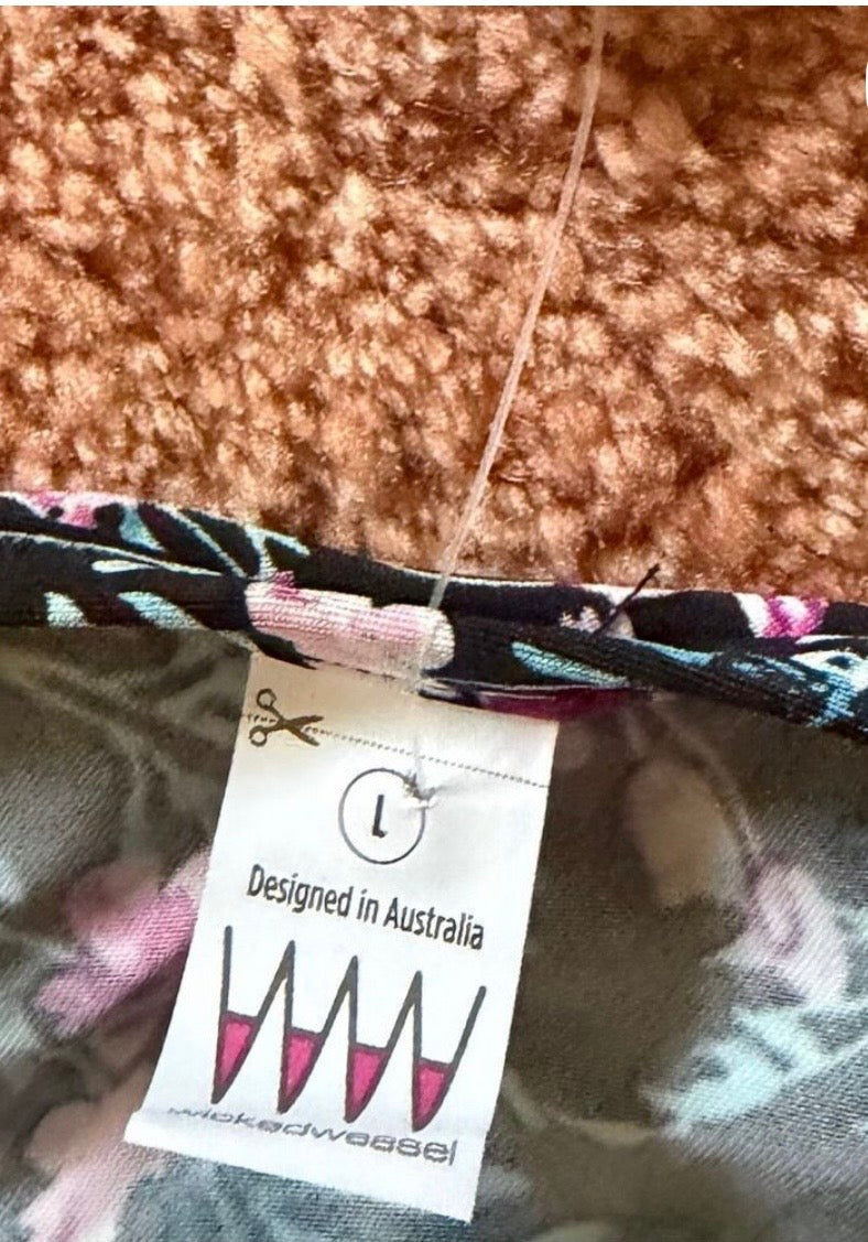 NWT Wicked Weasel Floral Maxi Dress High Slit Strappy Back Sexy
Resort L